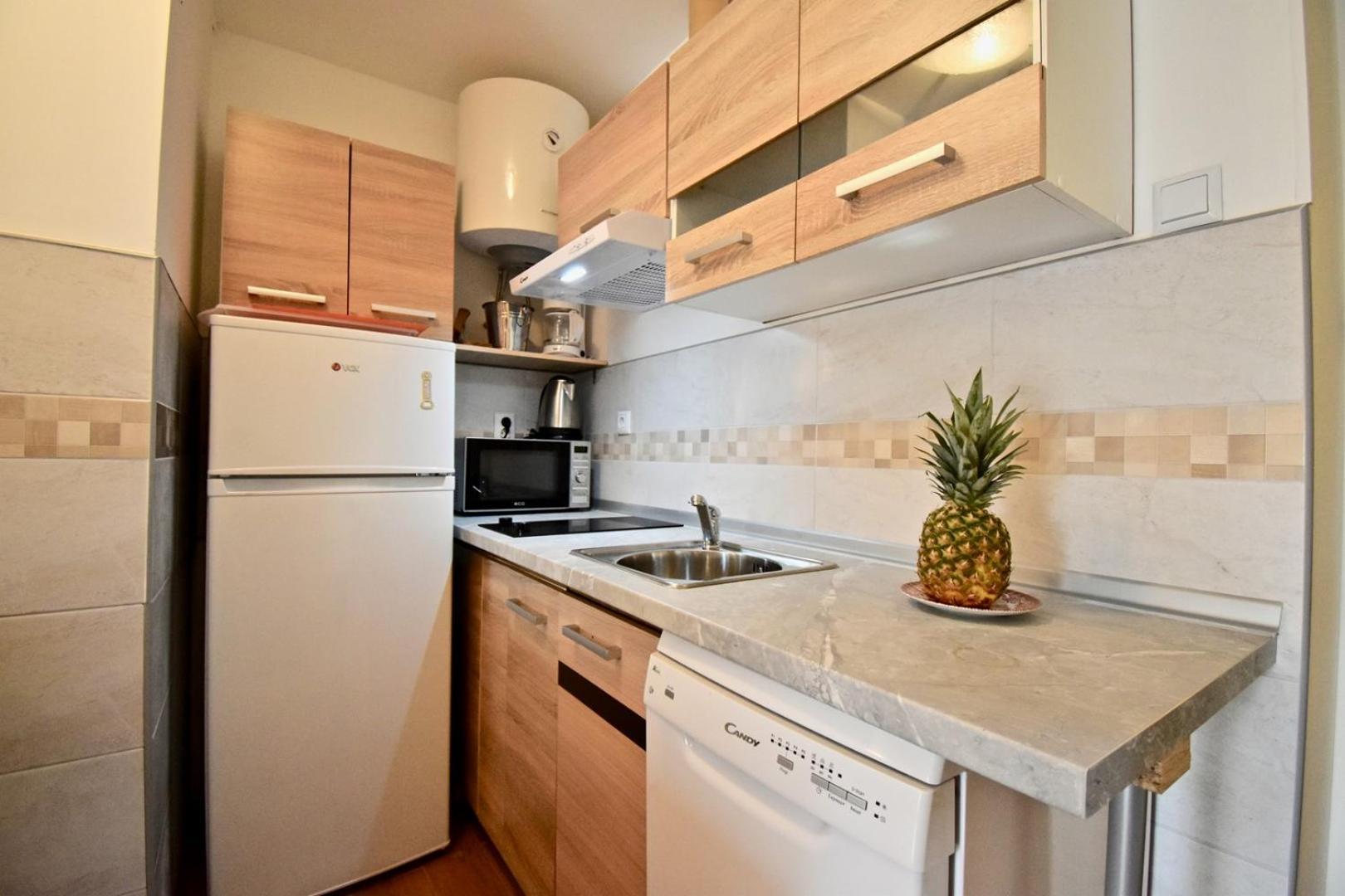 Holiday Apartments מדולין מראה חיצוני תמונה