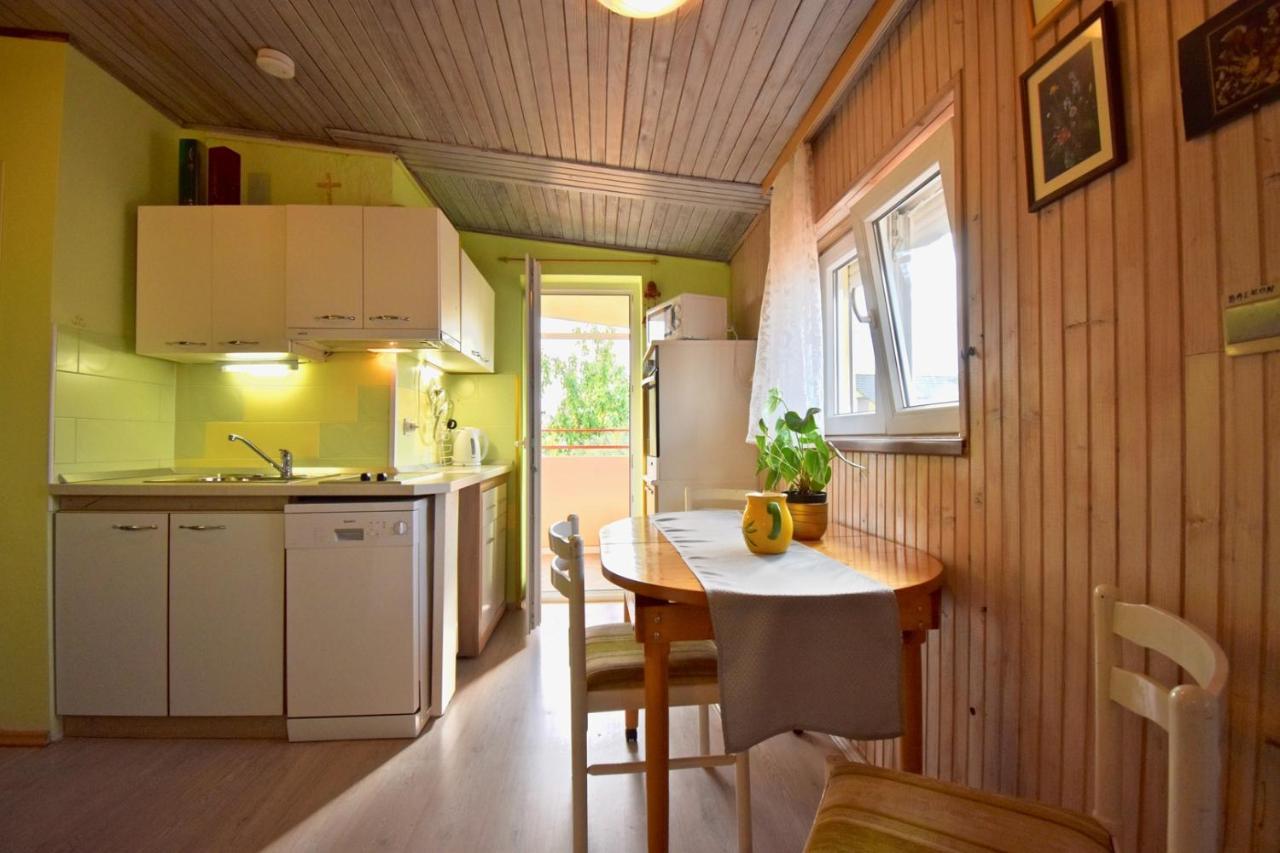 Holiday Apartments מדולין מראה חיצוני תמונה