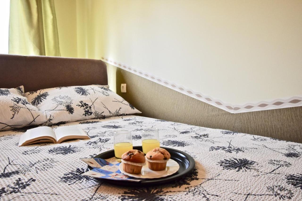 Holiday Apartments מדולין מראה חיצוני תמונה