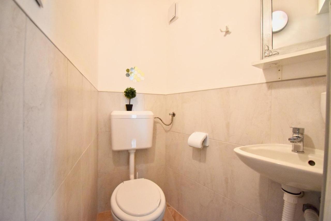 Holiday Apartments מדולין מראה חיצוני תמונה